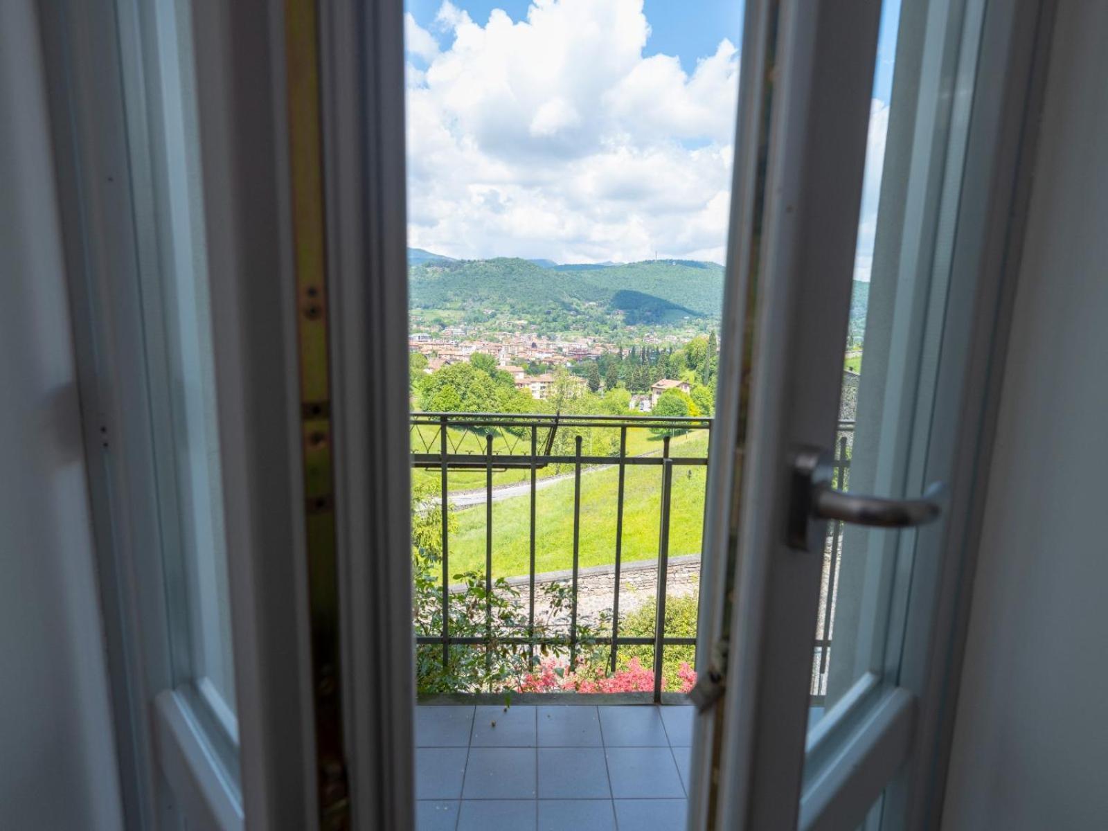 Casa Alla Porta Di San Lorenzo Bergamo Bagian luar foto
